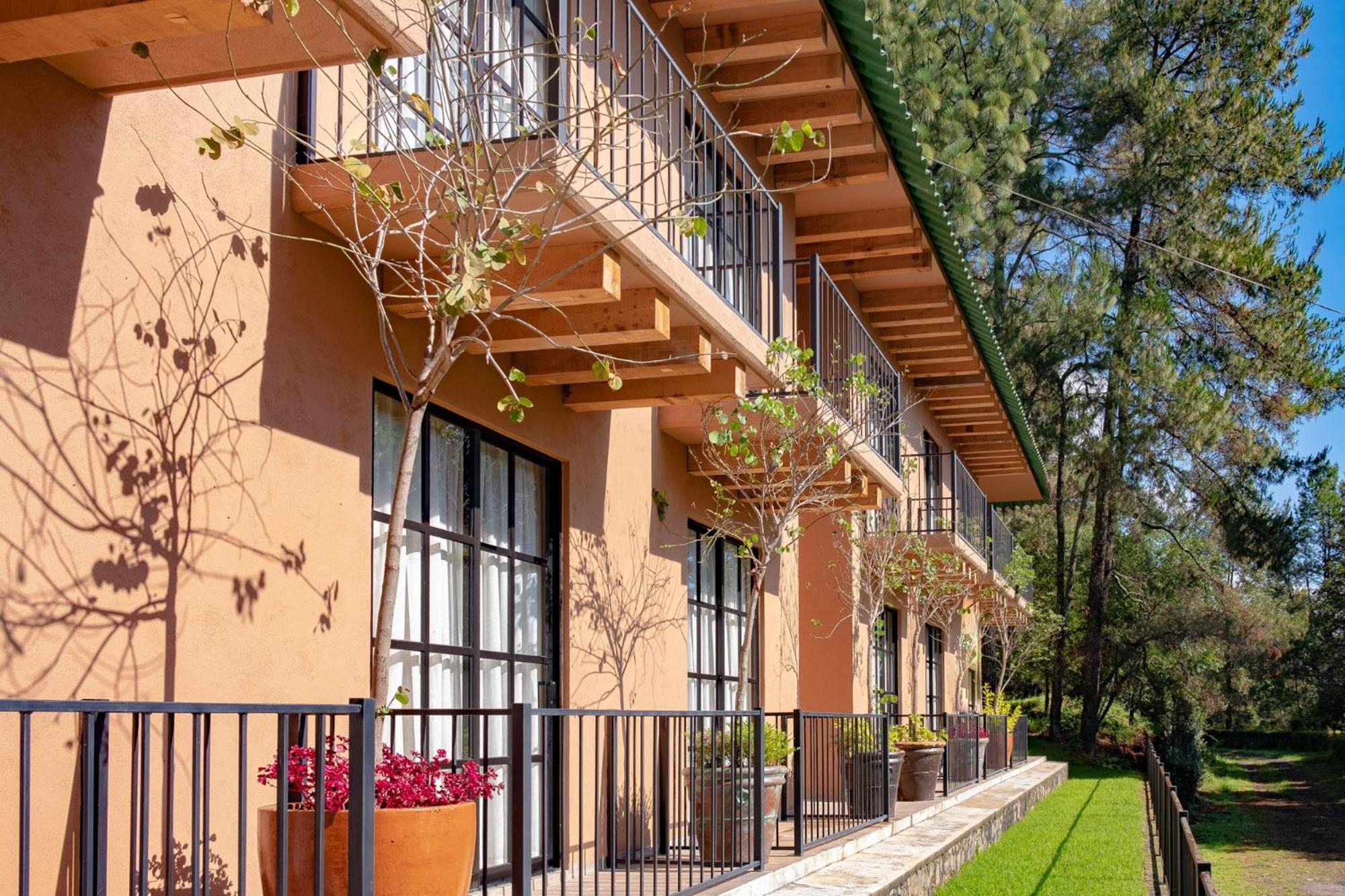 Zirahuen Forest And Resort Exterior foto