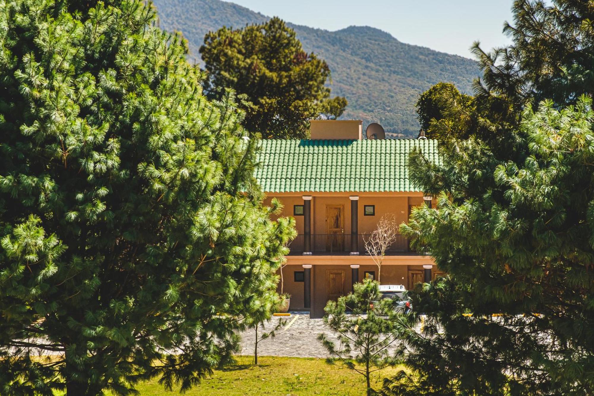 Zirahuen Forest And Resort Exterior foto